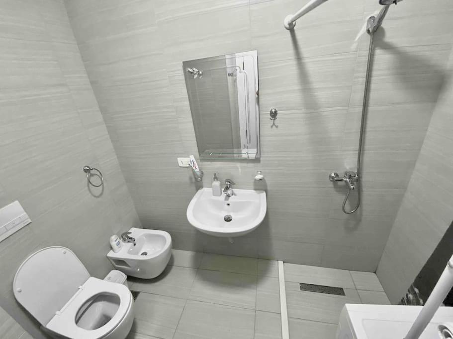 2+1 Apartment - Tirana City Center 外观 照片